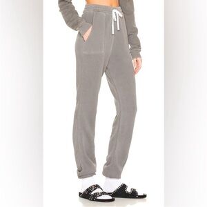 NWT Tularosa For Revolve The Benny Jogger in Color Charcoal Grey Size Medium